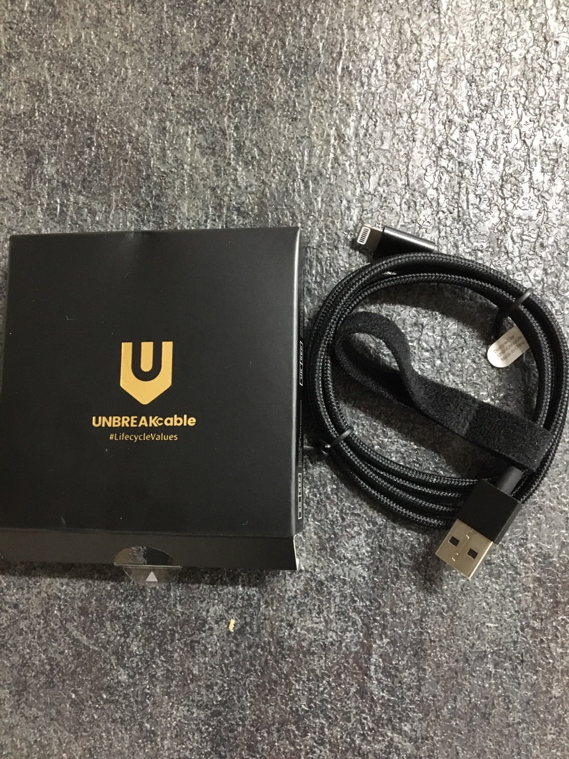 D009　　UNBREAKcable iPhone 充電ケーブル 1M MFi　★