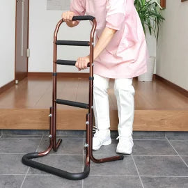 #3026　立ち上がり補助器具
